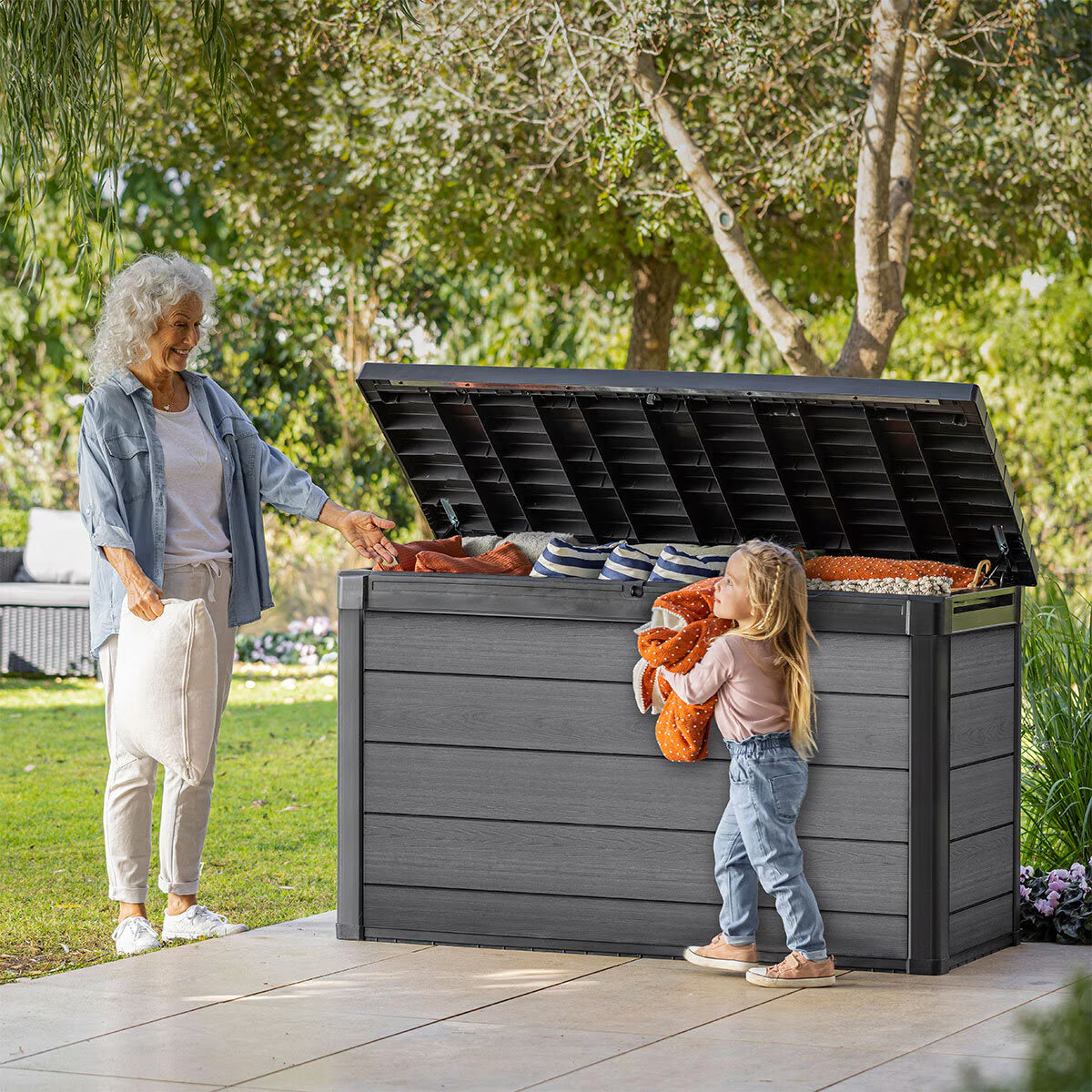 Cortina 757 Litre (200 Gallon) Outdoor Storage Deck Box